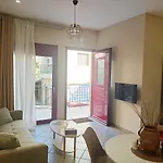 Nikola's & Joanna's 2 * Αργοστόλι