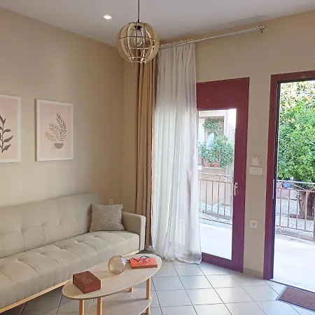 Nikola's & Joanna's 2 *